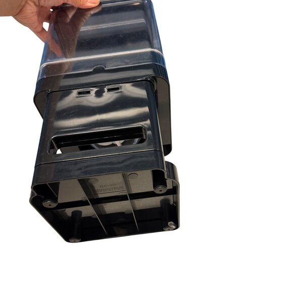 Zevro Commercial Dry Food Dispenser With Portion Control Valve & Removable Tray - Picture 4 of 4